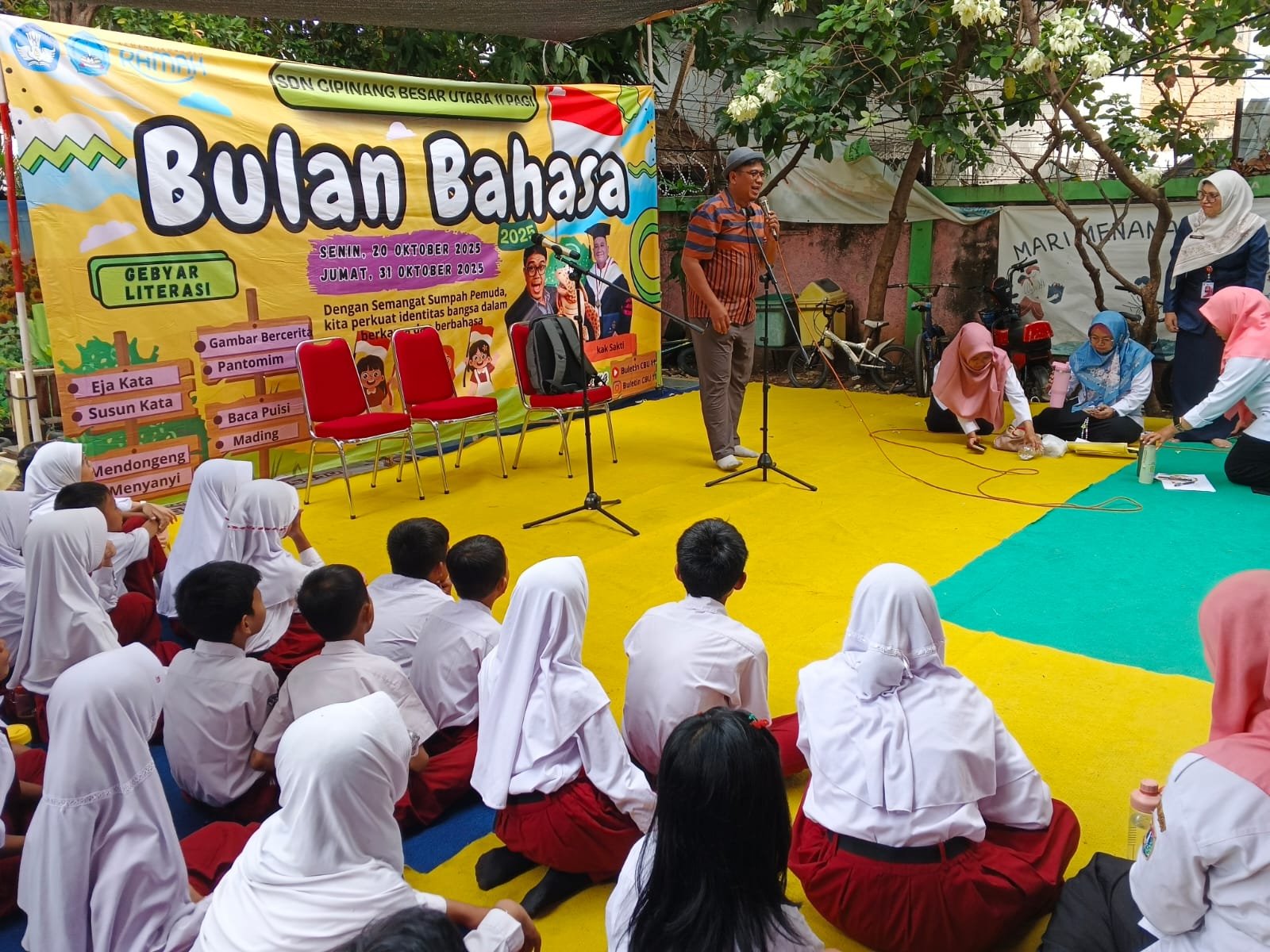 Wisata LiterAsyik Ke SDN Cipinang Besar Utara 11